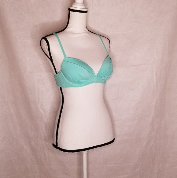 NWOT Victoria's Secret Bikini Top Adjustable 34B - Picture 2 of 8